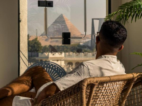 Fancy Pyramids' view, Giza's Gem